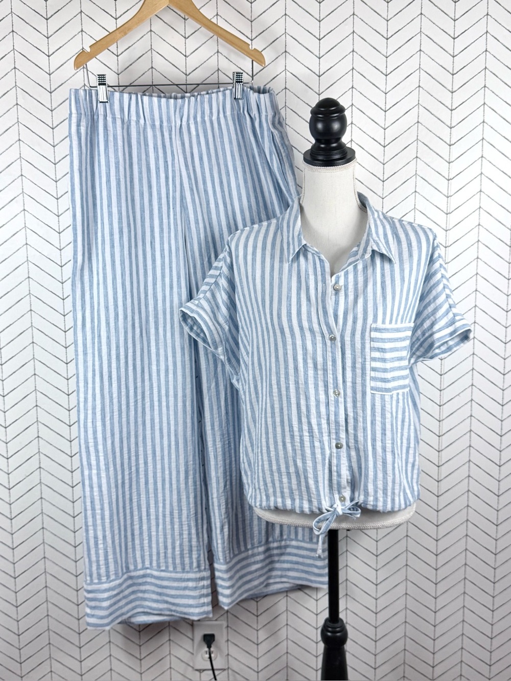 Two Piece Striped Top & Pants Set